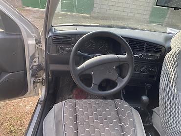 gak aion v: Volkswagen Golf: 1993 г., 1.4 л, Механика, Бензин, Хэтчбэк — 4