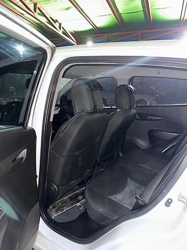 Chevrolet: Chevrolet Spark: 2018 г., 1 л, Вариатор, Бензин, Хэтчбэк — 8