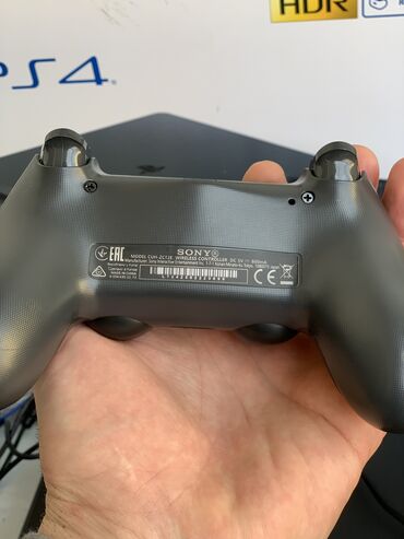 PS4 (Sony Playstation 4): Ps4 pult pultu
Cosiq josik
Karopkadan çxma təzə
Konsolu — 8
