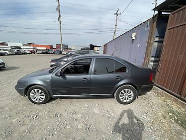Продажа авто: Volkswagen Bora: 2003 г., 2 л, Механика, Бензин, Седан — 3