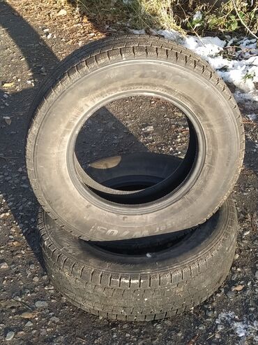 Шины: Продаются шины зима 205/70R15, 4штуки, 9000сом