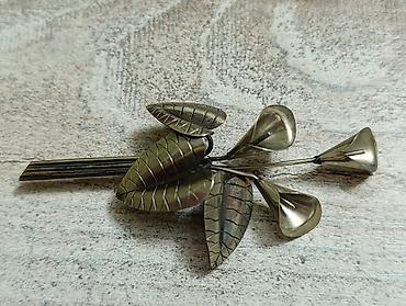 Броши: Продается 1. кольцо мельхиор со вставкой бирюза размер 17СССР 2 — 1