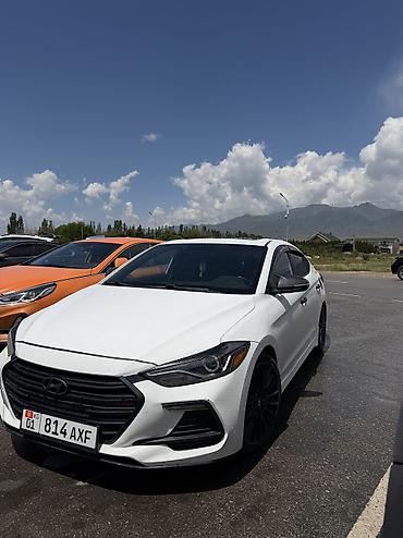 tur: Hyundai Elantra: 2018 г., 1.6 л, Робот, Бензин, Седан — 2