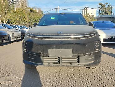 Lixiang: Lixiang L6: 2026 г., Автомат, Гибрид, Кроссовер — 2