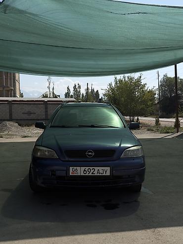 гак 8: Opel Astra: 2001 г., 1.8 л, Механика, Бензин, Седан — 3