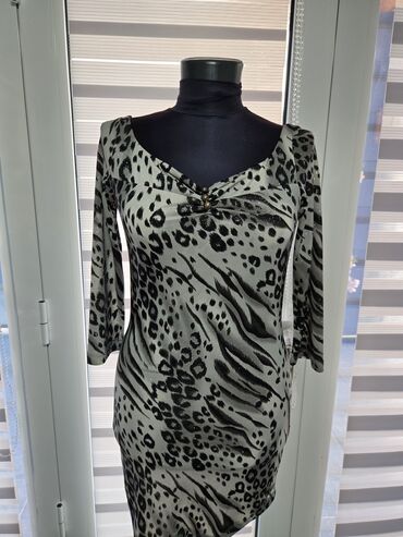 Tunike: M (EU 38), Viskoza, Leopard, krokodil, zebra, bоја - Šareno