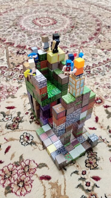 скрытый люк: Набор кубиков в стиле Minecraft для строительства и игр -
