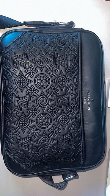 Сумка через плечо Louis Vuitton, черная. - Материал: гладкая черная