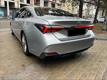 то 18: Toyota Avalon: 2019 г., 2.5 л, Вариатор, Гибрид, Седан — 4