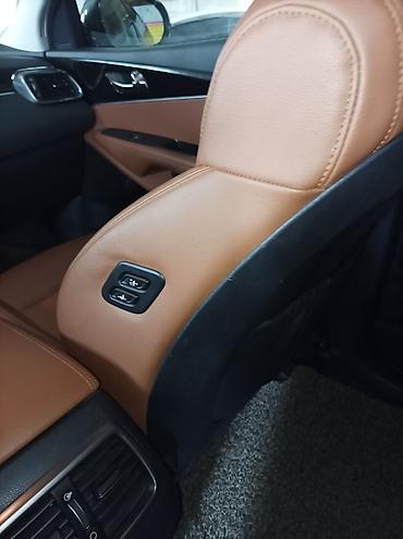 Kia: Kia Sorento: 2020 г., 2 л, Автомат, Бензин, Кроссовер — 12