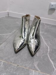 Костюмы с юбкой: Покупали 4500. Одевали всего лишь 3 раза — 4