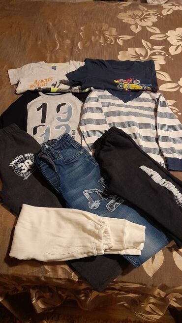 zara kids clothes: Bundle: Jeans, T-shirts, For boys, age: 4-5 years