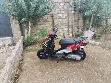 Honda: Skuter – şəhər içi rahat və qənaətcil minik vasitəsi - Korpus