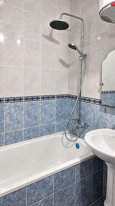 Квартиры: 2 комнаты, 56 м², 6 мкр 106 серия, 2 этаж, Старый ремонт — 5