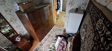 Продажа коттеджей и домов: Продается частный дом с приусадебным участком. - Участок: ровный — 12