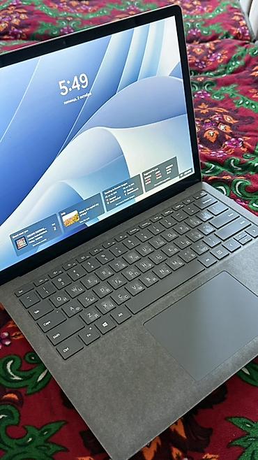 Ноутбуки Microsoft: Ноутбук Microsoft Surface Laptop - Корпус из алюминия в фирменном — 1