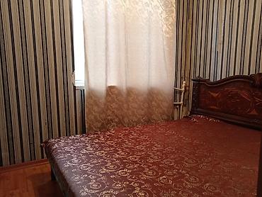 Mənzillər: 1/2-yə düzəlmə, köhnə bina, Həzi aslanov m/st yaxınlığında yerləşən — 3