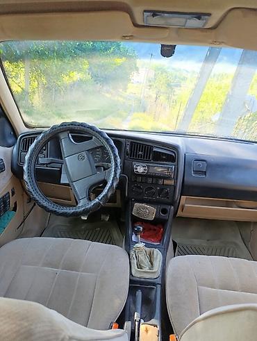 sprinter 4 4: Volkswagen Passat Variant: 1990 г., 1.8 л, Механика, Бензин, Универсал — 5