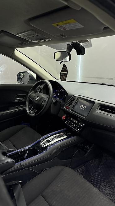 Hyundai: Hyundai : 2020 г., Робот, Электромобиль, Хэтчбэк — 6