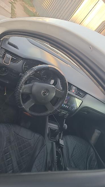 Skoda: Skoda Octavia: 2013 г., Седан — 5