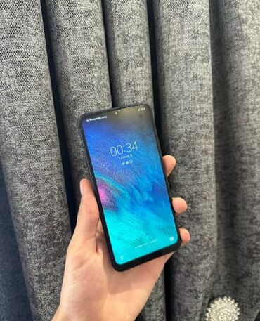 samsung a90 qiymeti bakida: Samsung Galaxy A10, 2 GB, rəng - Mavi, Face ID