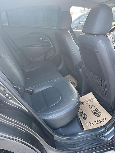 mini kia: Kia Pride: 1.4 l | 2015 il Sedan — 7