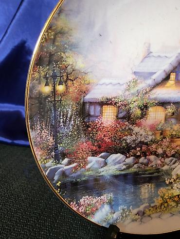 Ostali kućni dekor: Deko tanjir iz 90ih.god.A.Orpinas engleska br.MB 2961. Dekorativni — 8