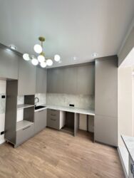 продаю или меняю на автомат: 1 комната, 48 м², Элитка, 9 этаж, Евроремонт