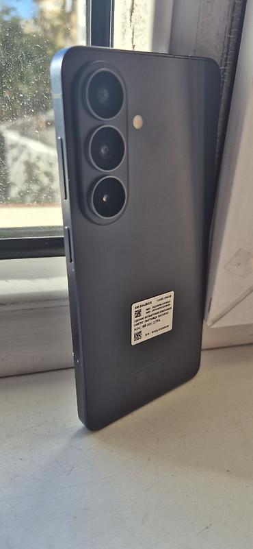 galaxy a26: Смартфон Samsung Galaxy S26 (модель SM‑S926B/DS), цвет чёрный — 1