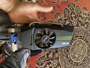 Sərt disklər (HDD): Videokart Asus GeForce GTX 550 Ti, 4 GB