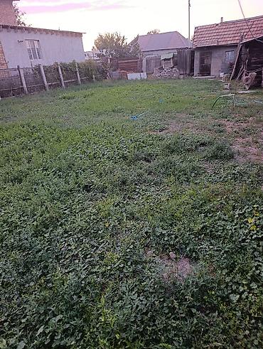 Продажа коттеджей и домов: Дом продаю город кант ул. Люксембург 41, дом топим печкай и газовым — 10