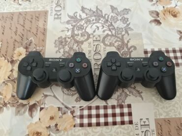 PS3 (Sony PlayStation 3): Продаю PS3 Slim. Состояние Хорошее. Не шумит, не греется Все провода