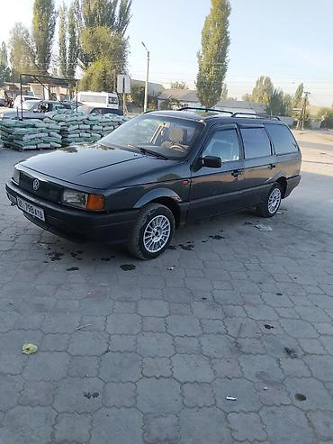 Volkswagen Passat Variant: 1990 г., 1.8 л, Механика, Бензин, Универсал at lalafo.kg Volkswagen Passat Variant: 1990 г., 1.8 л, Механика, Бензин, Универсал