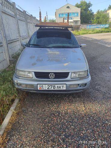 продаю пассат: Volkswagen Passat: 1995 г., 1.8 л, Механика, Газ, Универсал