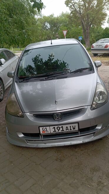 авто в киргизии: Здаю машине Хонда Фит депозит 15мин каждый день 1000сом только