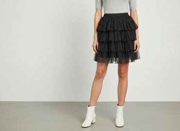sukienki z tiulowym dołem: Women`s skirt, size S