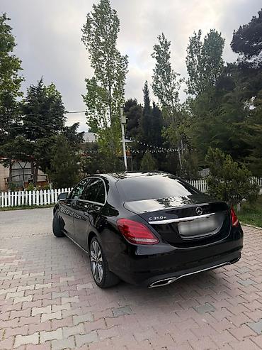 Mercedes-Benz: Mercedes-Benz C-Class: 2 l | 2017 il Sedan — 4