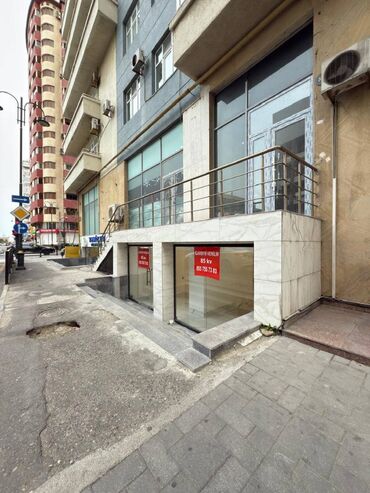 найти квартиру в аренду: Azadliq və Nəsib Bəy Yusifbəyli keçələrinin kəsişməsində, yeni tikili