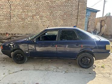 Audi: Audi 80: 1988 г., 1.8 л, Кол менен иштөөчү, Бензин, Седан — 5
