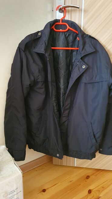 papaqlar kisi ucun: Куртка M (EU 38), XL (EU 42), цвет - Черный