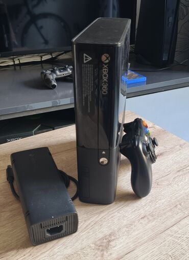 Xbox 360 Freeboot. Tam komplekt. 35 oyun. Yaddaşında oyunlar
