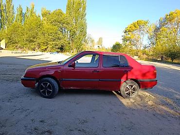 Унаа сатуу: Volkswagen Vento: 1994 г., 1.8 л, Бензин, Седан — 1