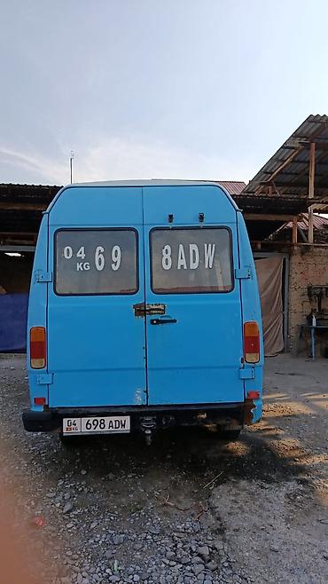 выхлоп w210: Mercedes-Benz M-Class: 1993 г., Фургон — 6