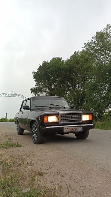 авто внедорожник: ВАЗ (ЛАДА) 2107: 2011 г., 1.6 л, Механика, Бензин, Седан