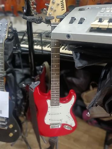 gitara tarnada: Elektro gitara — 1