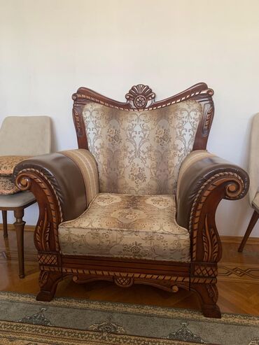 Masalar: Kreslo lalafo.az -da Masalar: Kreslo