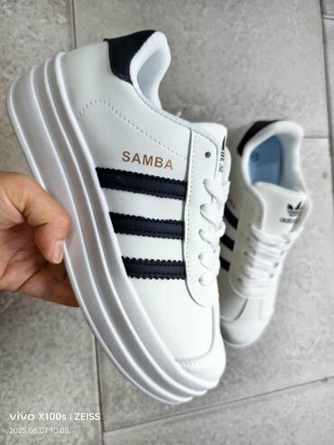 Adidas, 41, color - White