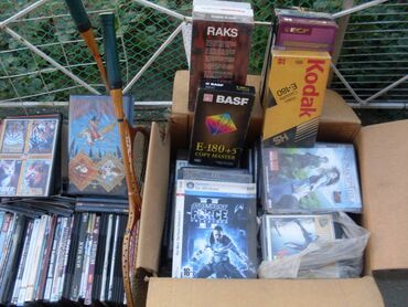 флеш накопители: Продам: Диски DVD по 3 сома. Фильмы, игры, песни, мультики. Жалко