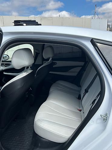 byd taksi: BYD Seal 05: 1.5 l | 2025 il 10 km — 7