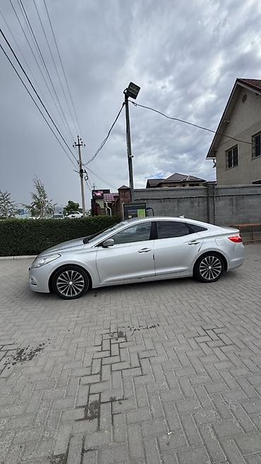 grander: Hyundai Grandeur: 2011 г., 3 л, Автомат, Газ, Седан — 2